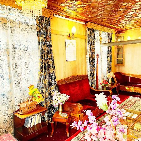 Bed and Breakfast Lake Victoria Houseboats Srīnagar Exterior foto